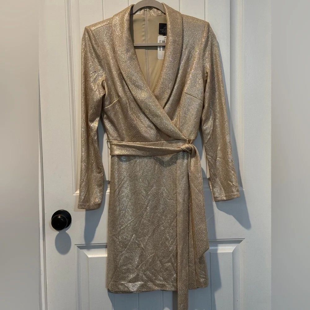 Adrianna Papell Gold Long sleeve dress Size 4 - Picture 3 of 15